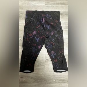 Lululemon Cropped Leggings Medium